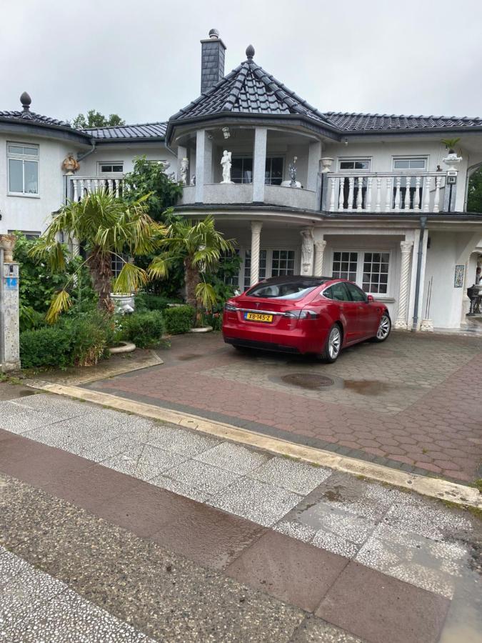 Villa In Вальсроде Экстерьер фото