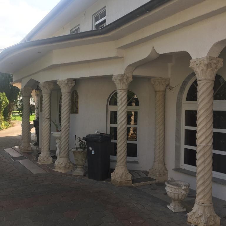Villa In Вальсроде Экстерьер фото